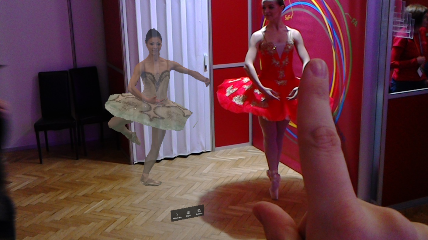 Hololens - živá a virtuálna baletka Hololens - živá a virtuálna baletka