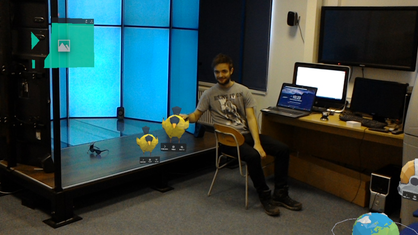 Použitie virtuálnej prilby HoloLens