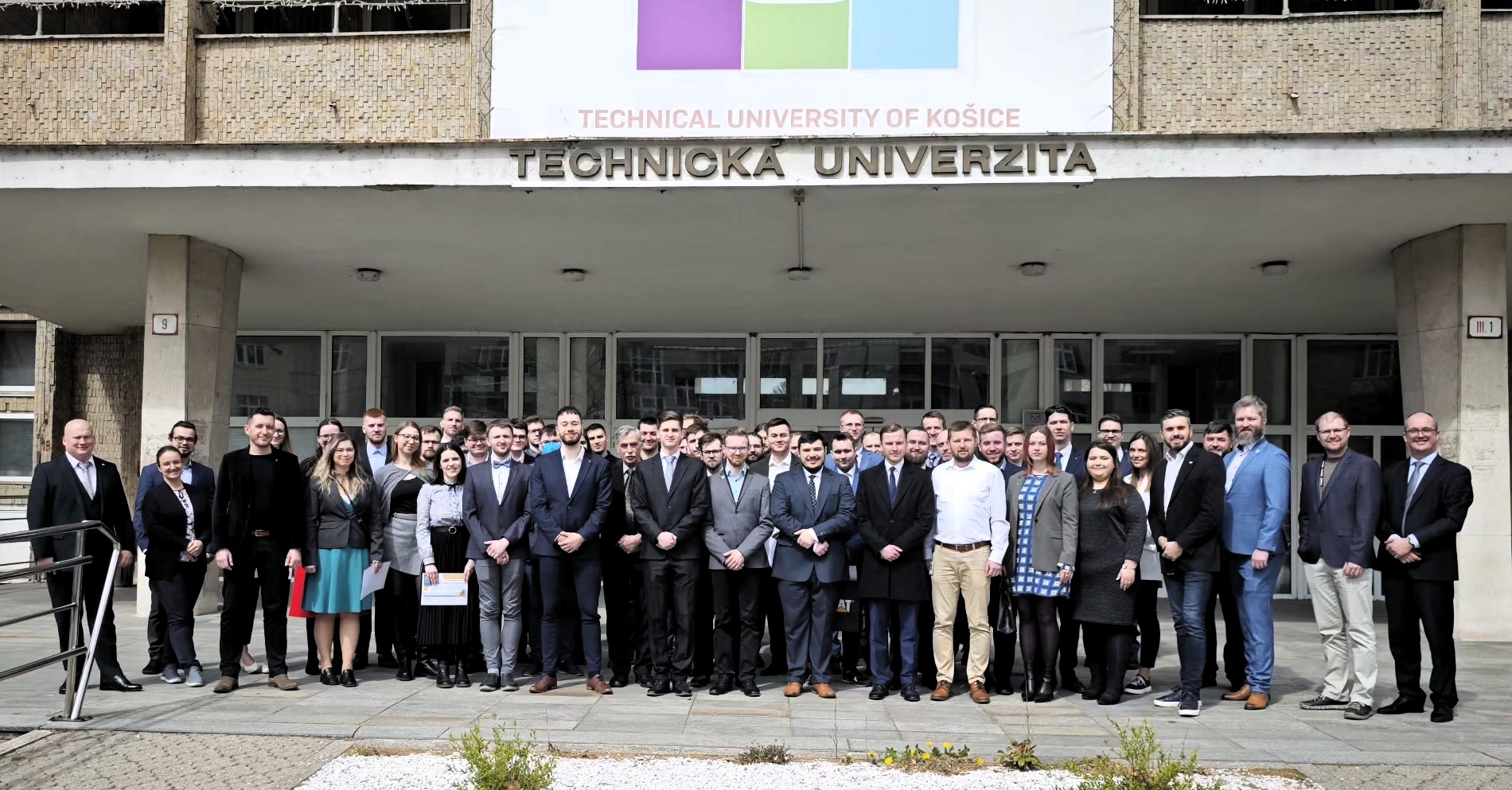 Spolocna foto na konferencii SCYR 2025